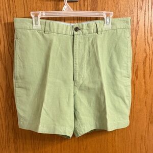 Men’s Brooks Brothers Light Green Chinos Shorts - Cotton and Linen - Excellent